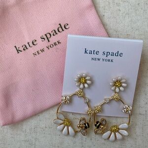 Kate Spade Dazzling Daisies Enamel Bee Statement Hoops Earrings With Dust Bag